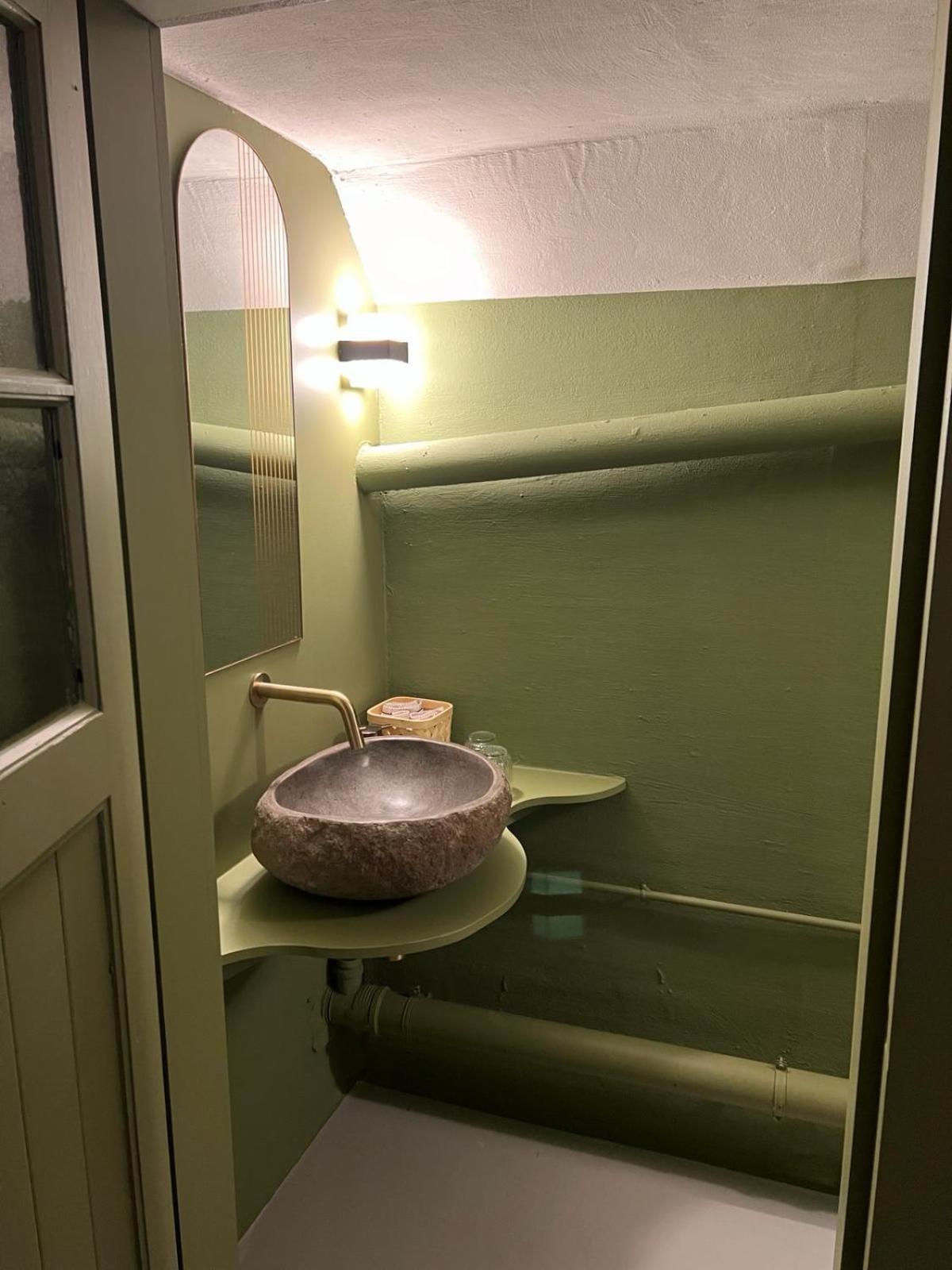 Charmante Art Deco Rijwoning Остенде Екстериор снимка